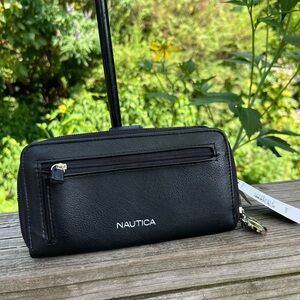 NWT Nautica Wallet Black With White Letters Zip Pocket and Credit Card ID Safe